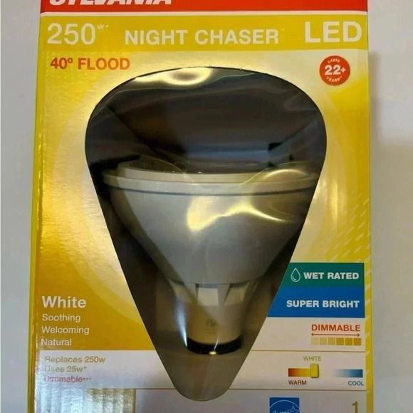 SYLVANIA PAR38 Night Chaser LED Light Bulb 250W - Picture 13 of 14